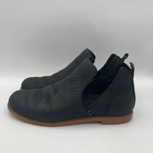Kodiak Low-Rider V-Cut Black Leather Booties Women's Size‎ 7.5